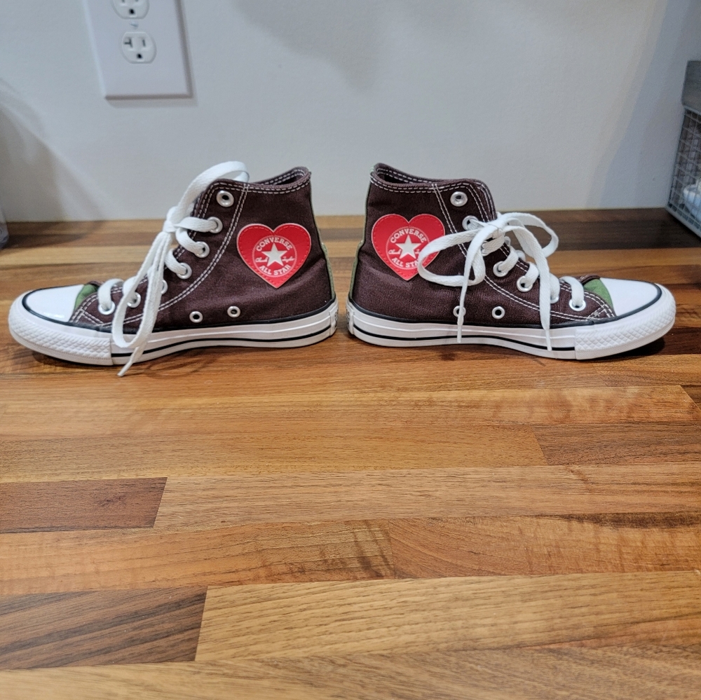 Unisex Converse All Star Chuck Taylors M3/W5